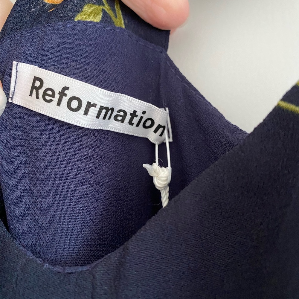 Reformation Fulton dress size 4 - Picture 6 of 8